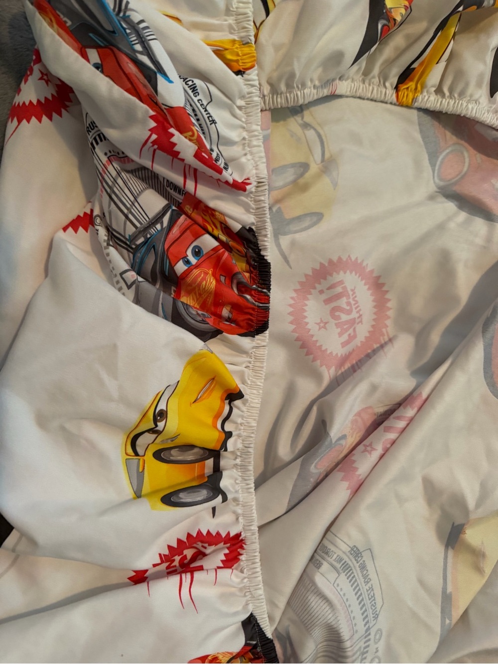 Disney Pixar CARS 3 Lightning McQueen Twin Fitted Sheet ONLY - Picture 5 of 6